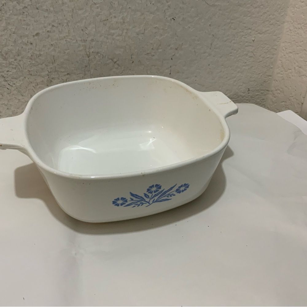 Vintage 1960's Corning Ware Blue Cornflower Casserole 1 1/2 QT P-1 1/2-B no  Lid